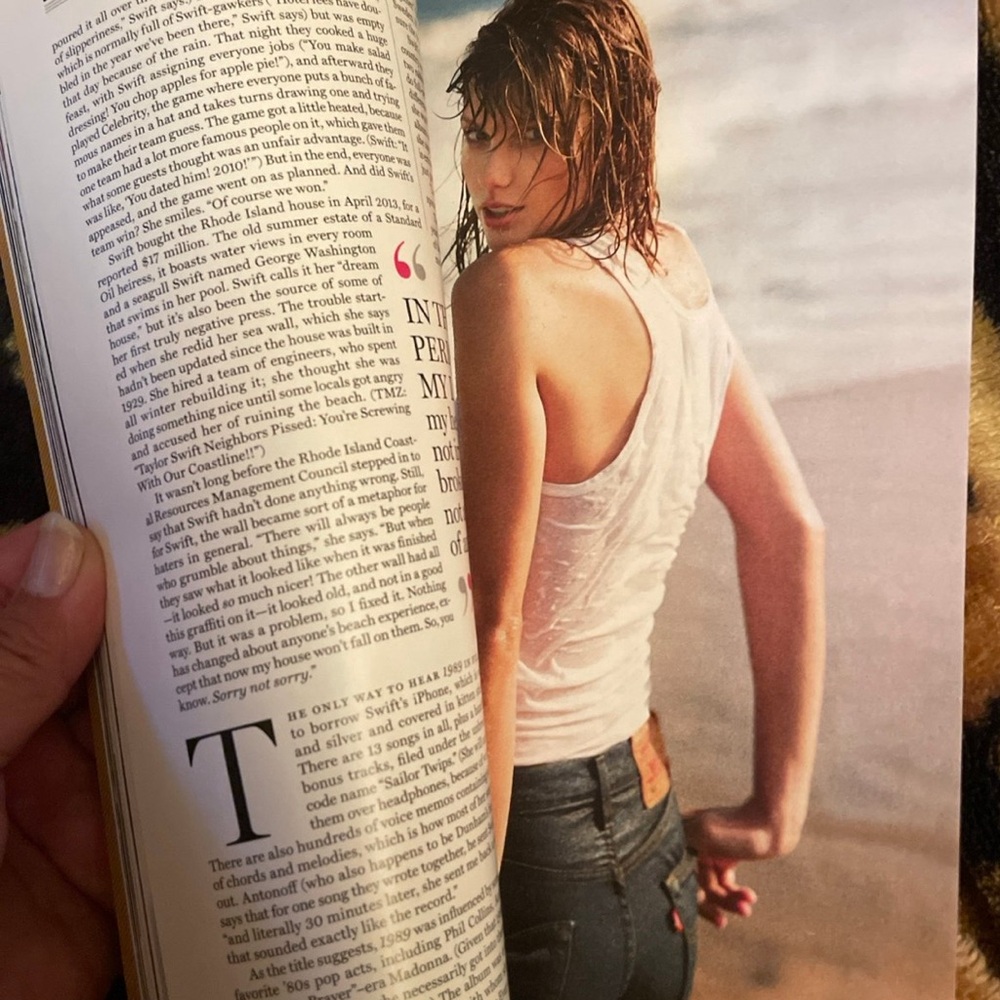 Rolling Stone - Picture 5 of 6